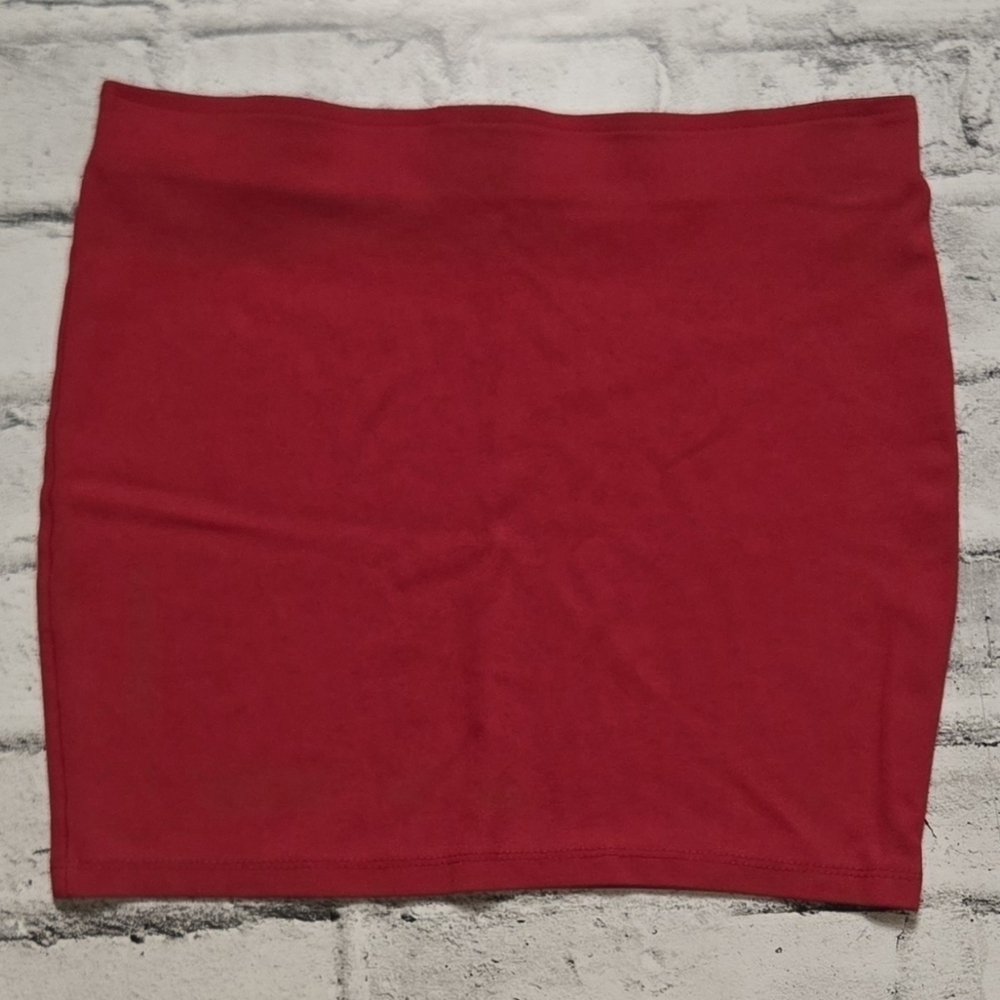 Bershka Red Bodycon Mini Skirt Y2K Clubwear Stretch Size Medium